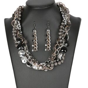 Paparazzi Zi Collection - Unapologetic